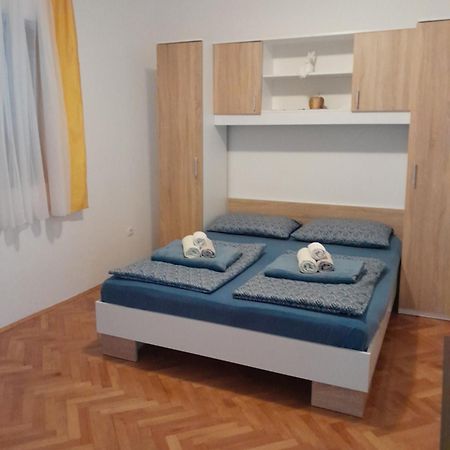 Apartman Larus Starigrad Paklenica Dış mekan fotoğraf