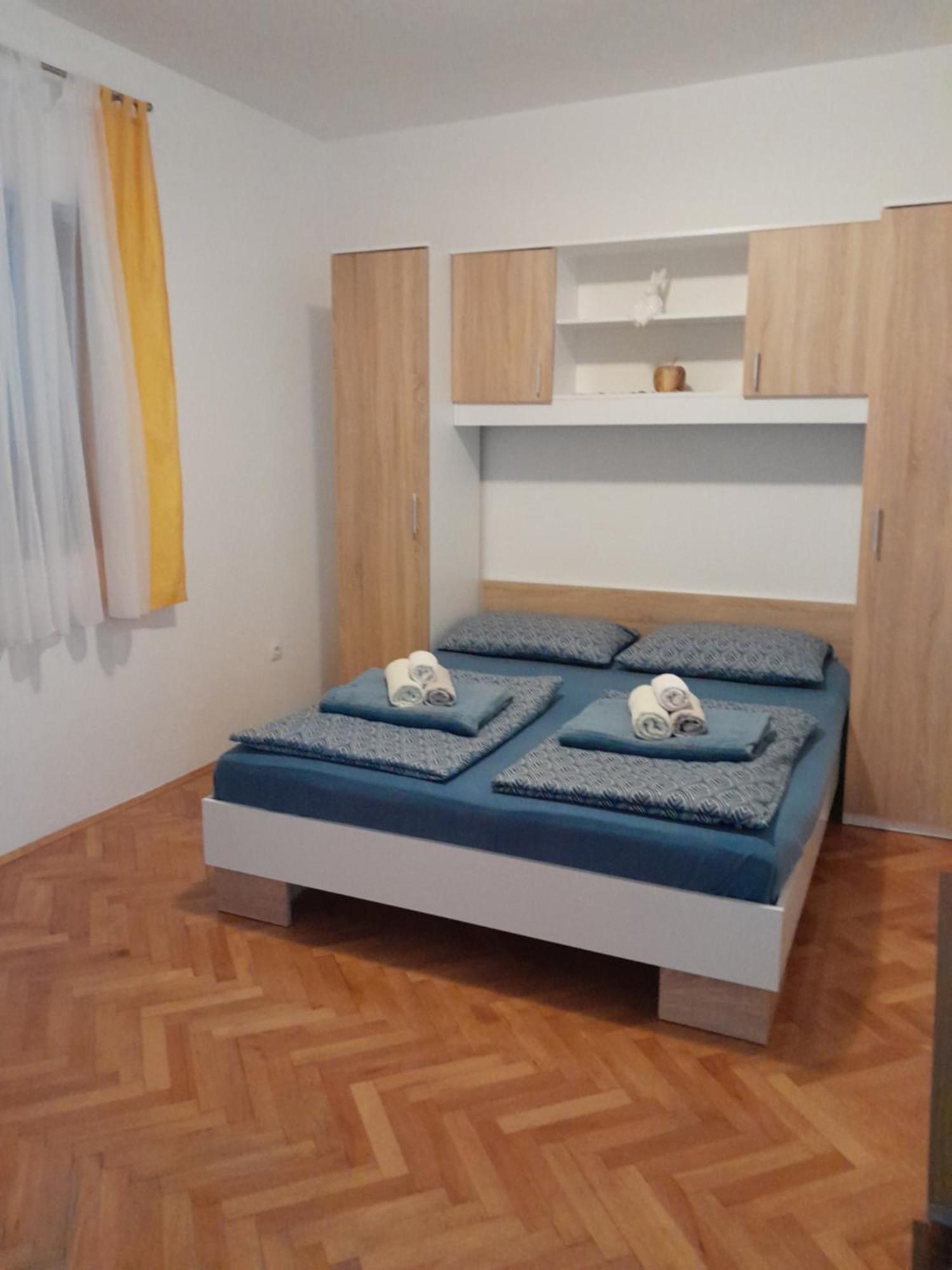 Apartman Larus Starigrad Paklenica Dış mekan fotoğraf