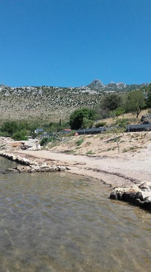 Apartman Larus Starigrad Paklenica Dış mekan fotoğraf